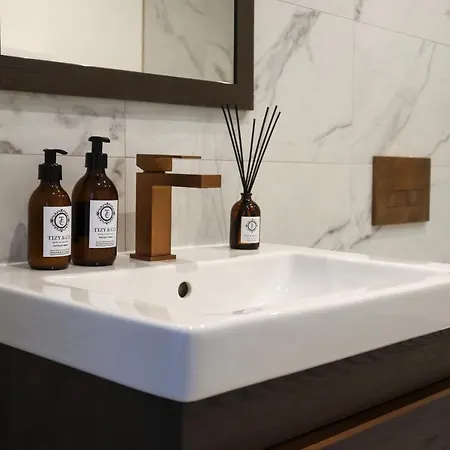 Berry's Retreat - Kist Accommodates * 纳尔斯伯勒